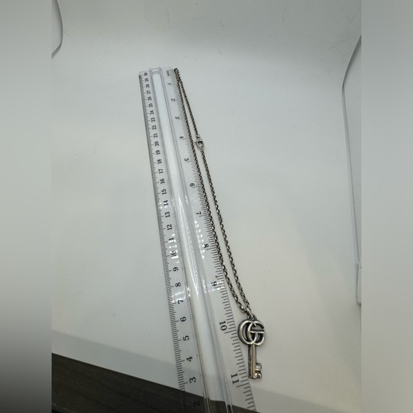 GUCCI Double G Key Necklace - Picture 15 of 15